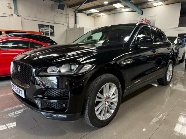 Jaguar F-Pace 2019 2.0 P250i Portfolio Suv Awd E GF19EVX Black #2