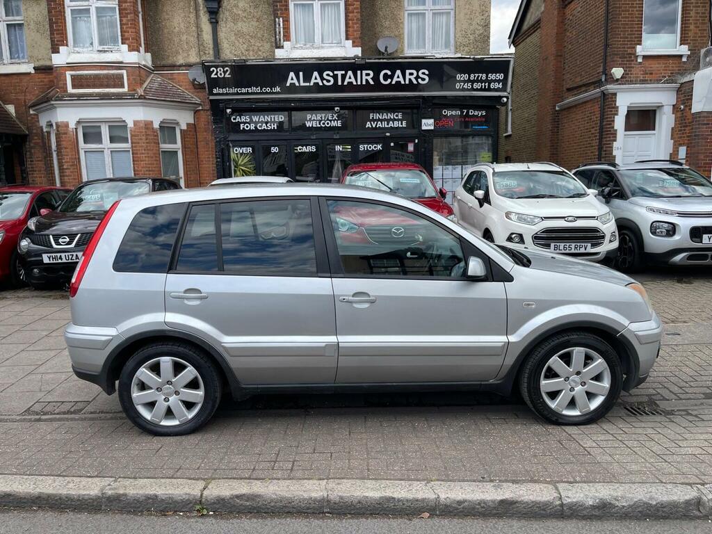 Ford Fusion Hatchback 1.6 Plus 200656 Silver #2