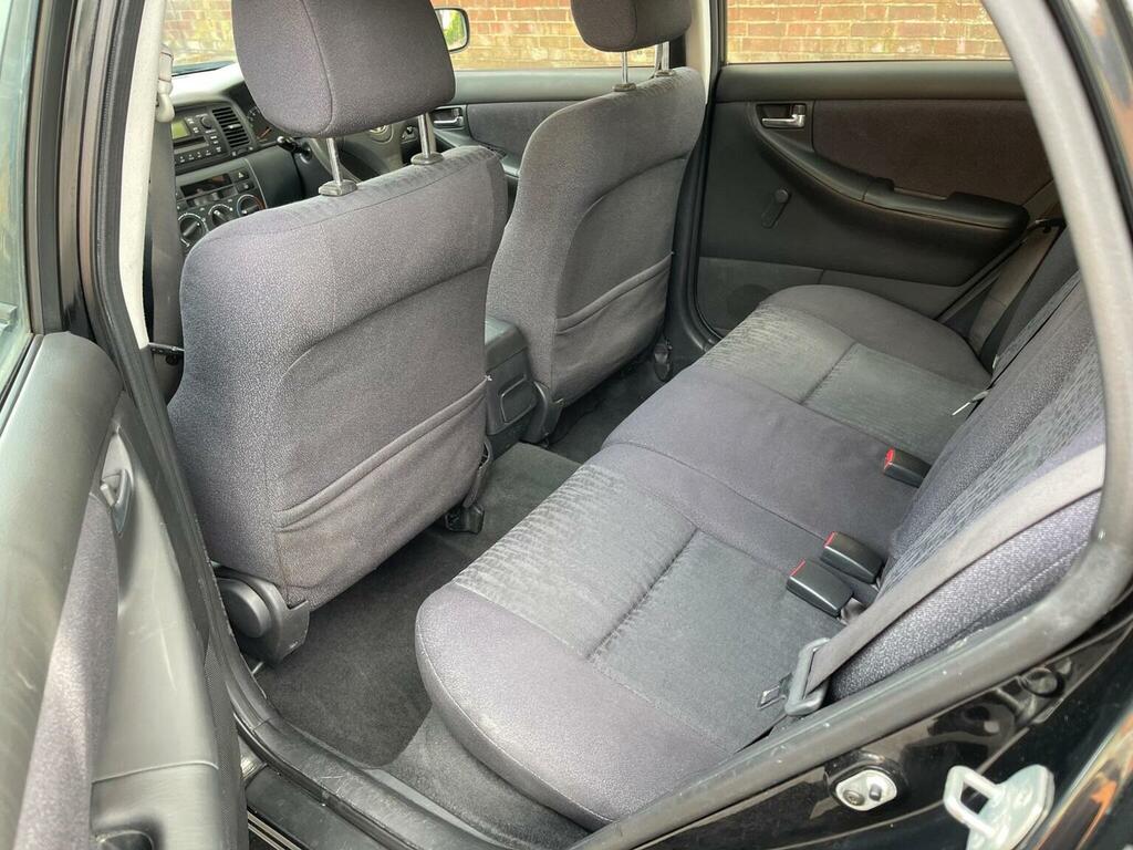 Toyota Corolla Vvti T3 Silver #9