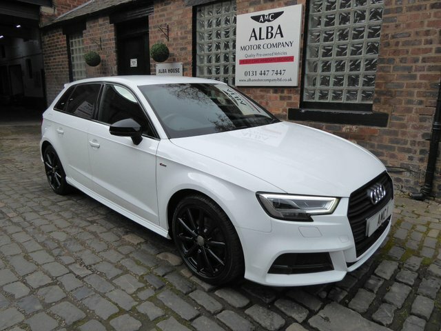 Audi A3 1.0 Tfsi 30 Black White
