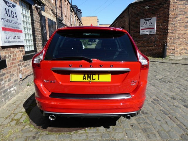 Volvo XC60 2.4 D4 R-design Lux AU67PVA Red #5