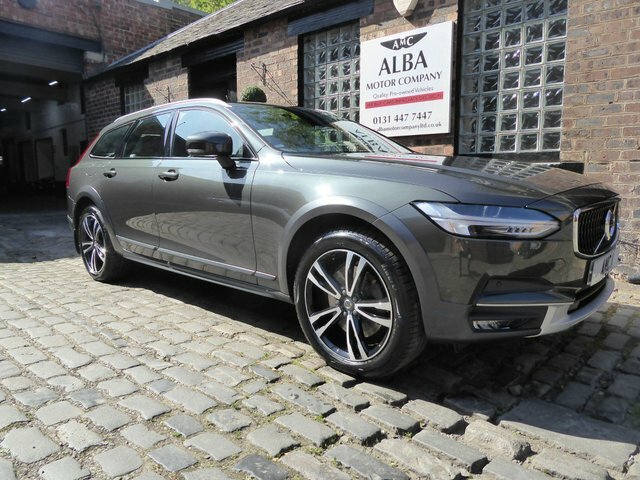 Volvo V90 Cross Country 2.0 D5 Powerpulse Pro Grey