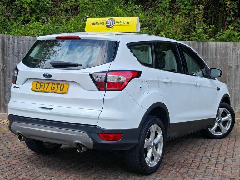 Ford Kuga 1.5 Tdci Titanium X Suv 2Wd Euro White #4