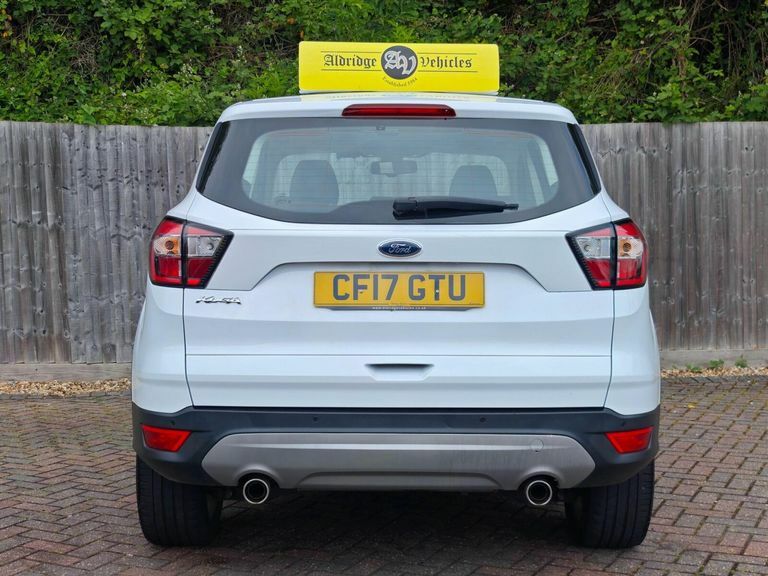 Ford Kuga 1.5 Tdci Titanium X Suv 2Wd Euro White #6