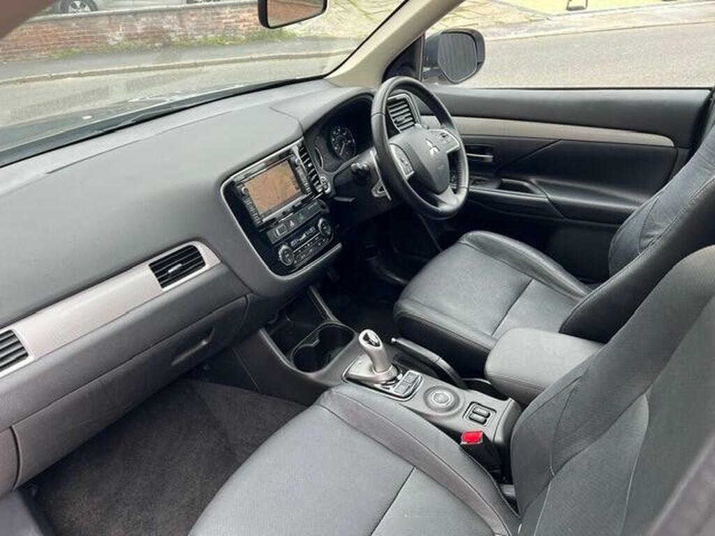 Mitsubishi Outlander 2.0H 12Kwh Gx4h Cvt 4Wd Euro 5 S S Grey #5