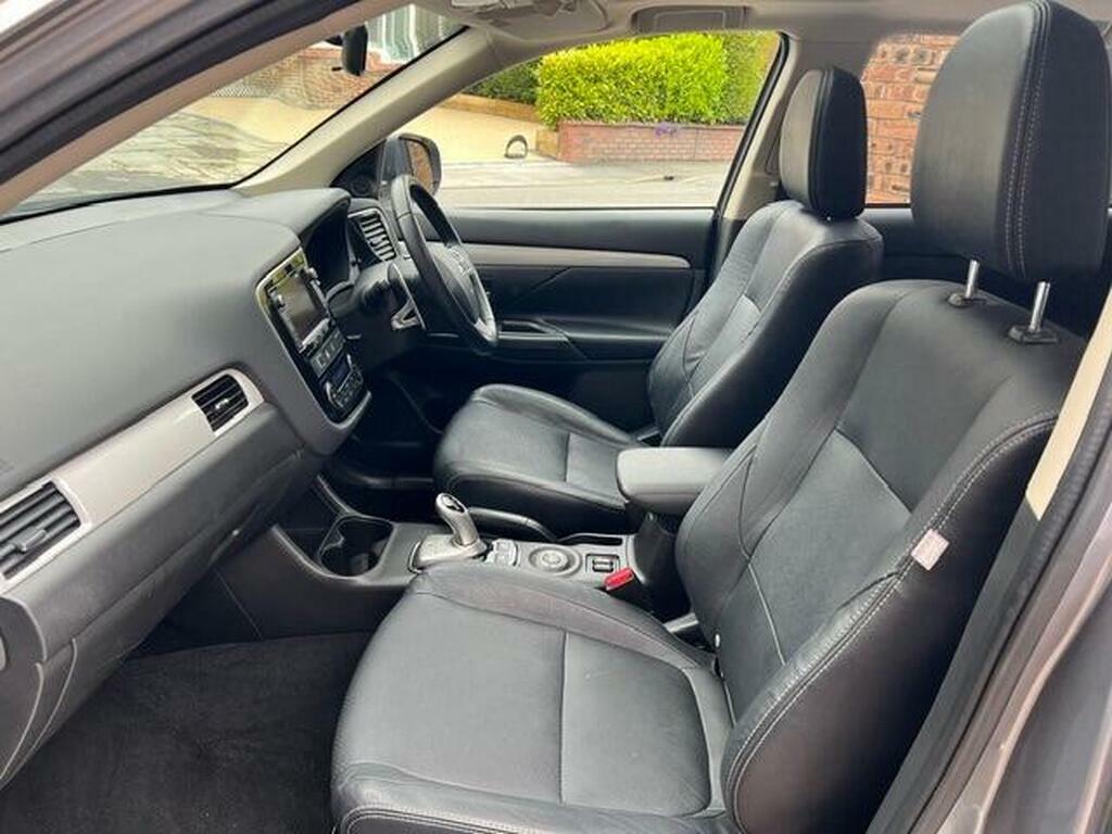 Mitsubishi Outlander 2.0H 12Kwh Gx4h Cvt 4Wd Euro 5 S S Grey #4