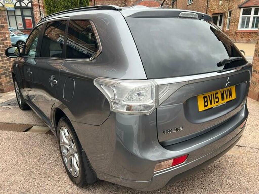 Mitsubishi Outlander 2.0H 12Kwh Gx4h Cvt 4Wd Euro 5 S S Grey #3