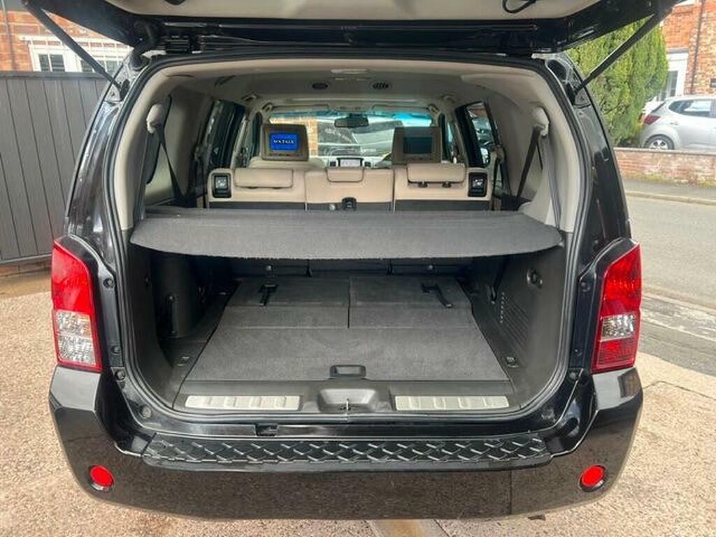 Nissan Pathfinder 2.5 Td Platinum Black #26