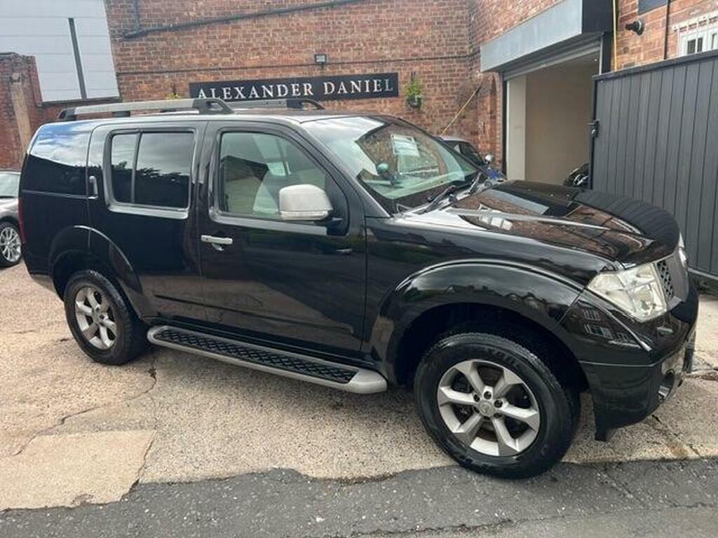Nissan Pathfinder 2.5 Td Platinum Black #29