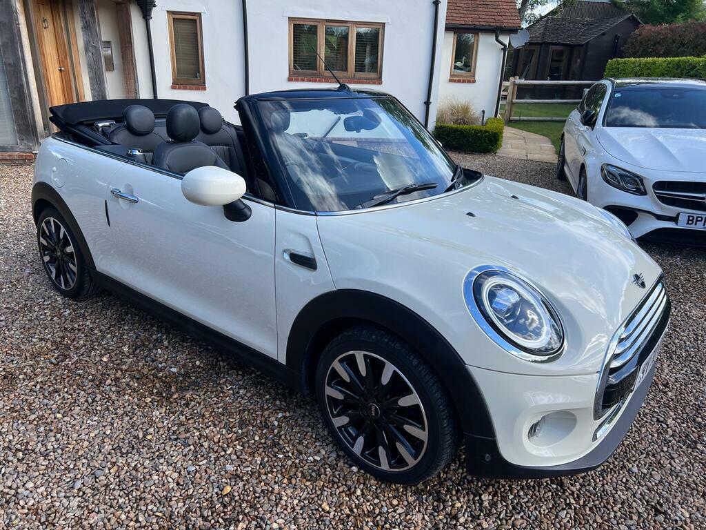 Mini Convertible 1.5 Cooper Exclusive Euro 6 S S White