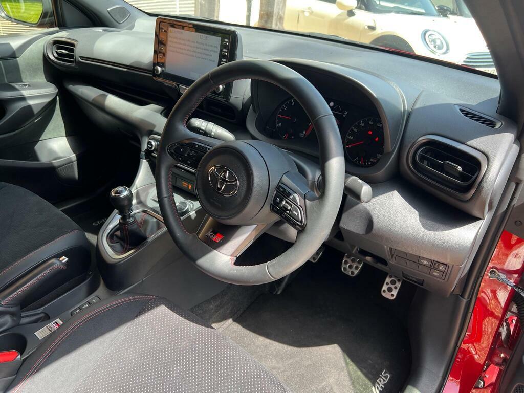 Toyota Yaris 1.6T Gr Circuit Awd Euro 6 GR04POW Red #5