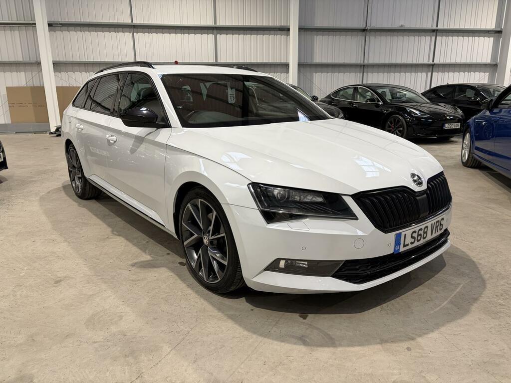 Skoda Superb 1.5 Tsi Act Sportline Estate Dsg Euro 6 White