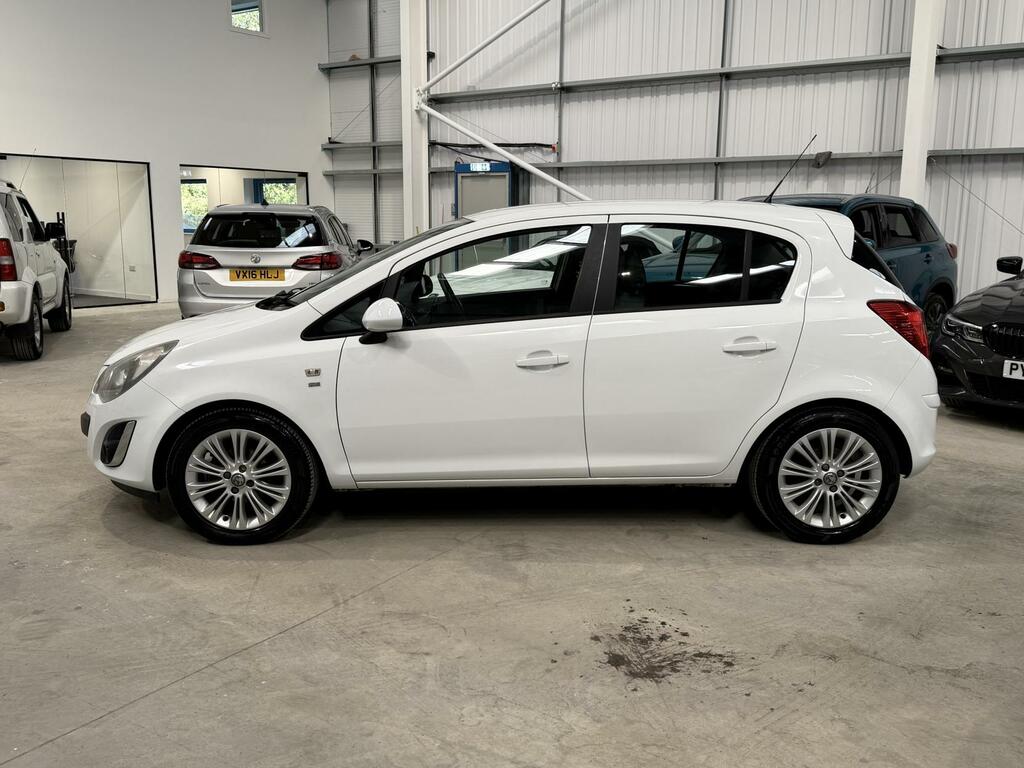 Vauxhall Corsa 1.2 16V Se Hatchback Euro 5 85 DS63YUF White #4