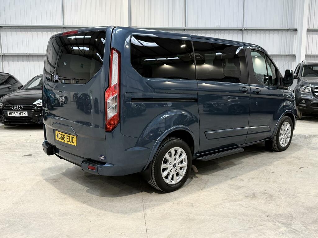 Ford Tourneo Custom 2.0 310 Ecoblue Titanium Minibus Double Cab Di Blue #6