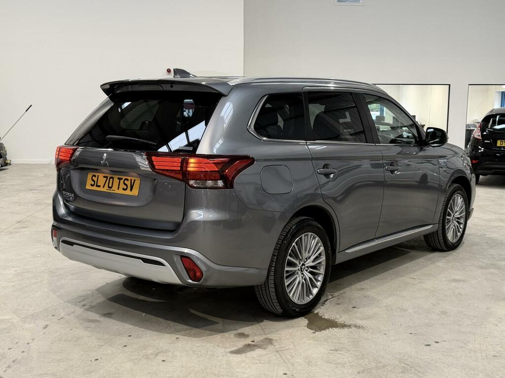 Mitsubishi Outlander 2.4H Twinmotor 13.8Kwh Design Suv Plug- SL70TSV Grey #4