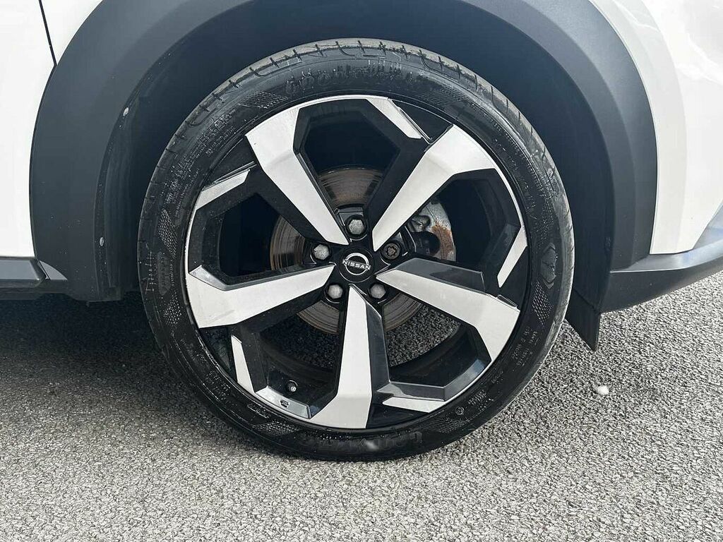 Nissan Juke 1.6 Hybrid Tekna White #6