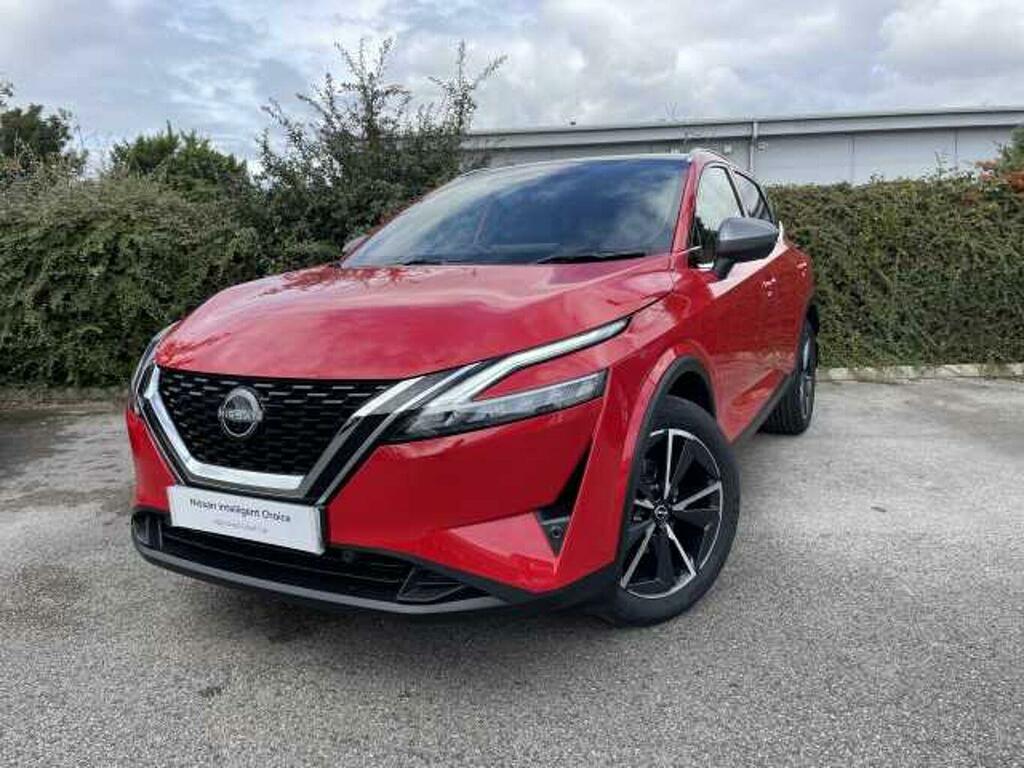 Nissan Qashqai 1.3 Dig-t Mh 158 Tekna Xtronic Red #3