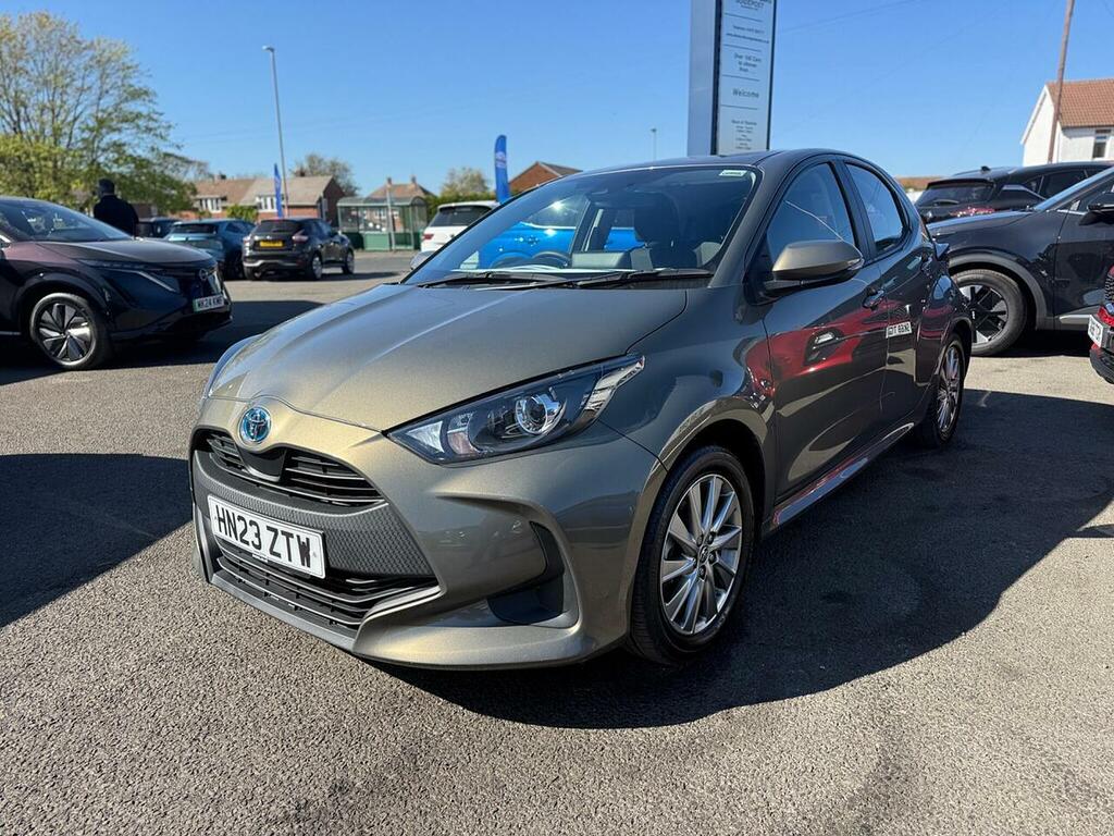 Toyota Yaris 1.5 Vvt-h Icon E-cvt Euro 6 Ss HN23ZTW Brown #3