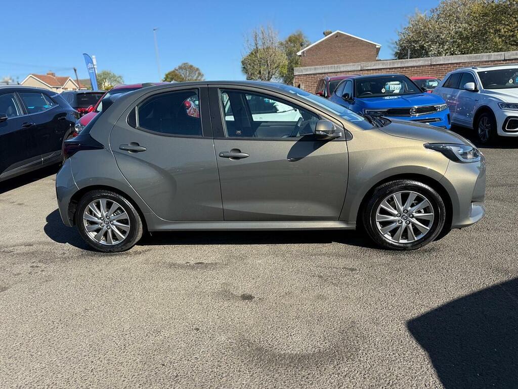 Toyota Yaris 1.5 Vvt-h Icon E-cvt Euro 6 Ss HN23ZTW Brown #4