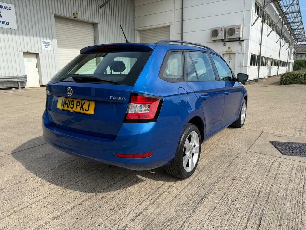 Skoda Fabia Petrol MH19PKJ #6