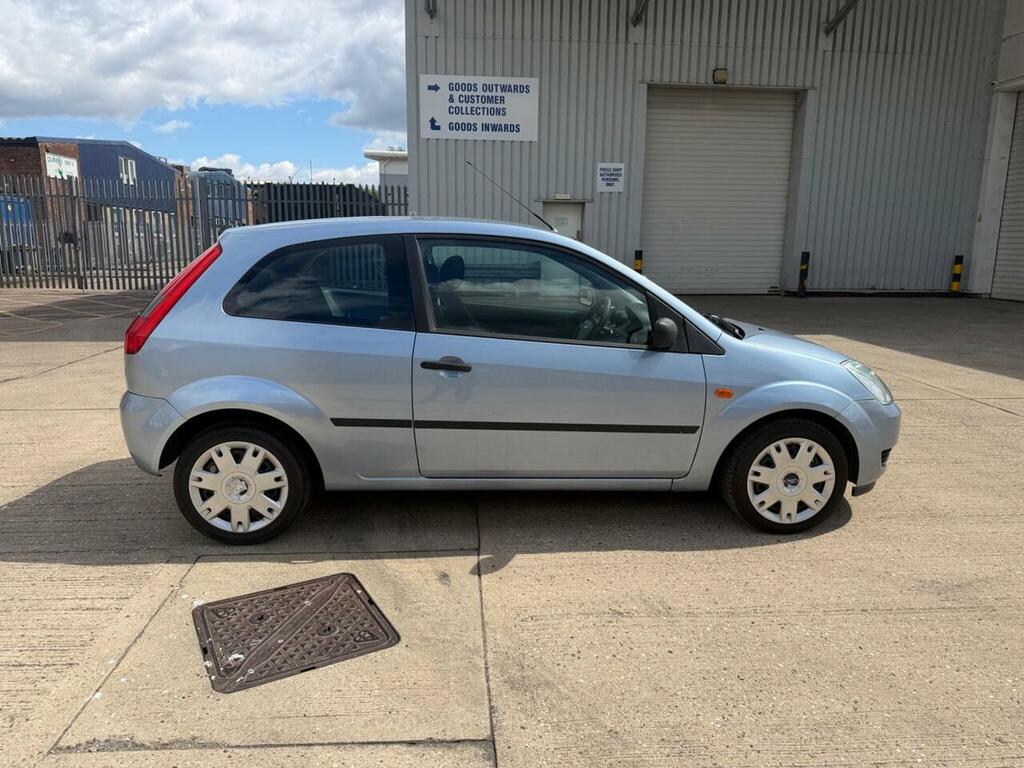 Ford Fiesta Petrol AD05EFM  #4