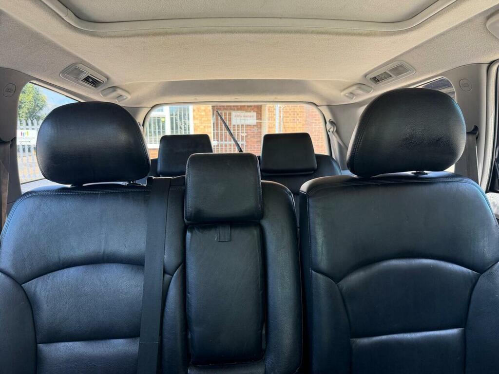 Mitsubishi Grandis 2.4 Classic Silver #11