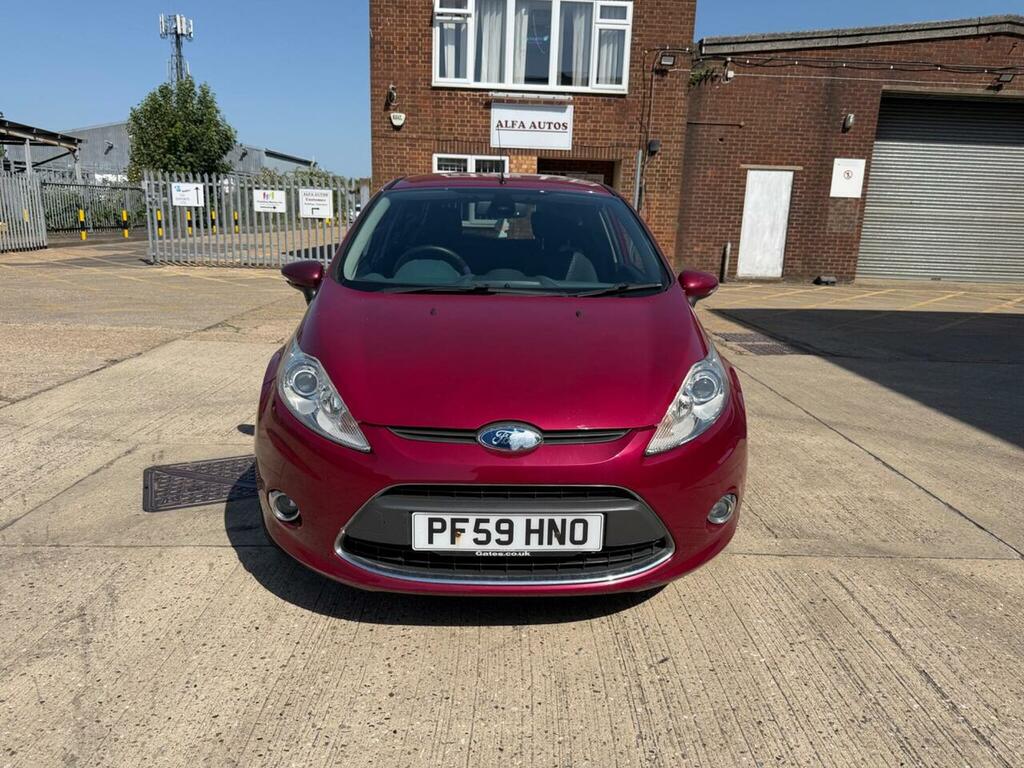 Ford Fiesta Fiesta Titanium Red