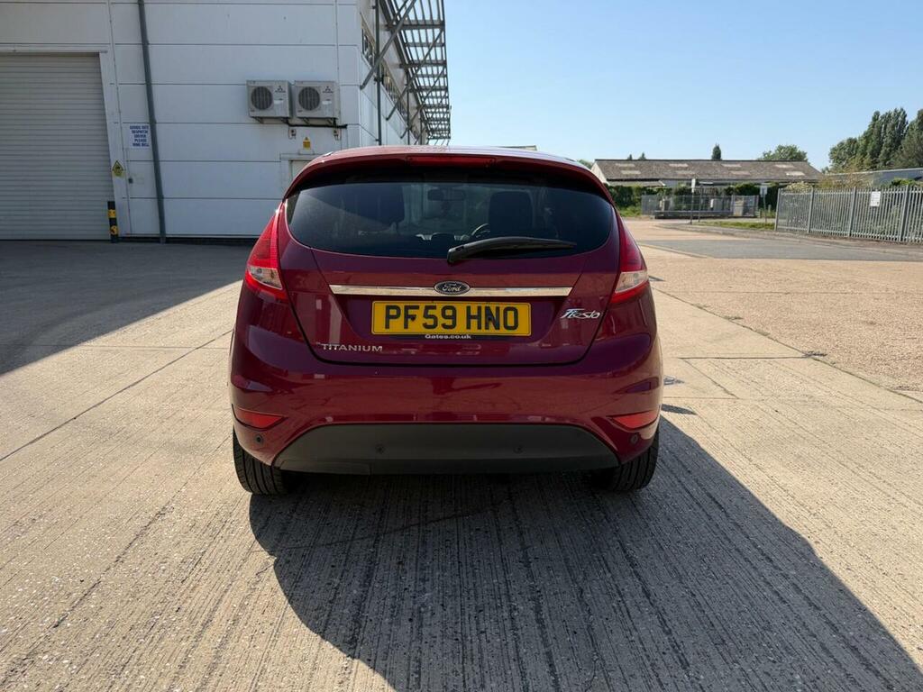 Ford Fiesta Fiesta Titanium PF59HNO Red #5
