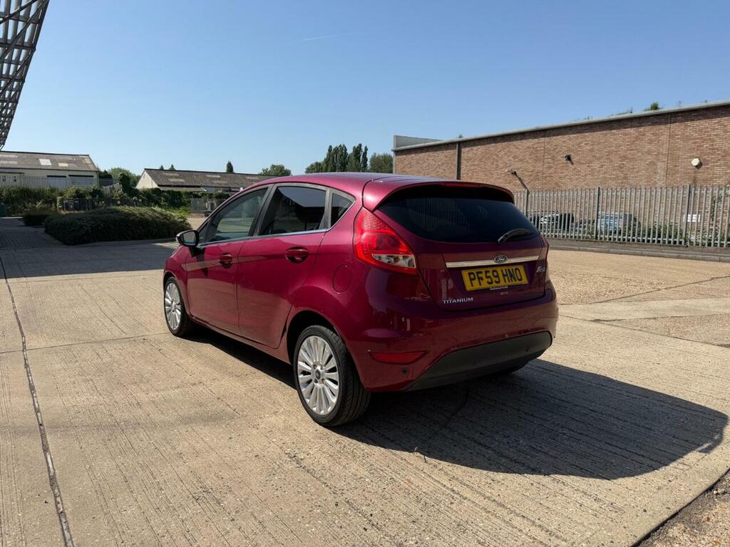 Ford Fiesta Fiesta Titanium PF59HNO Red #6