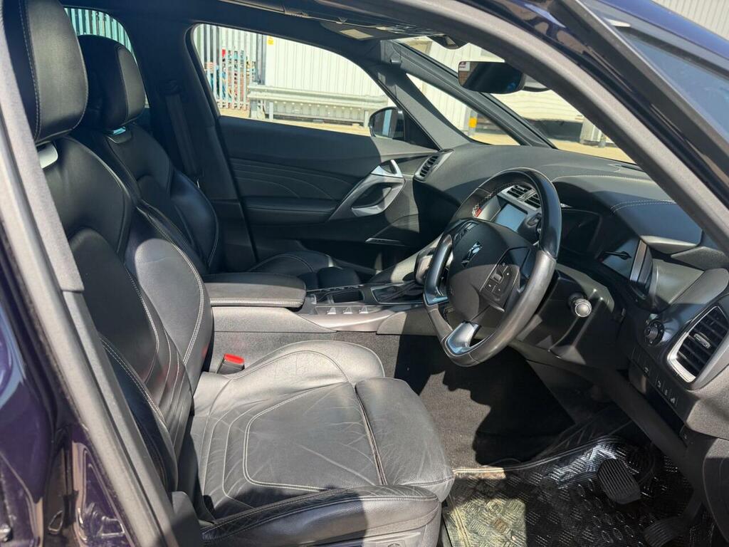 DS DS 5 Hatchback Blue #8