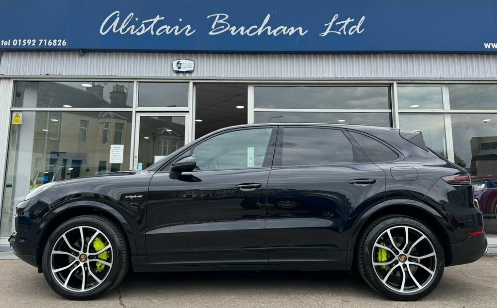 Porsche Cayenne 3.0 V6 E-hybrid 14.1Kwh Tiptronics 4Wd Euro 6 Ss ST69OGF Black #2