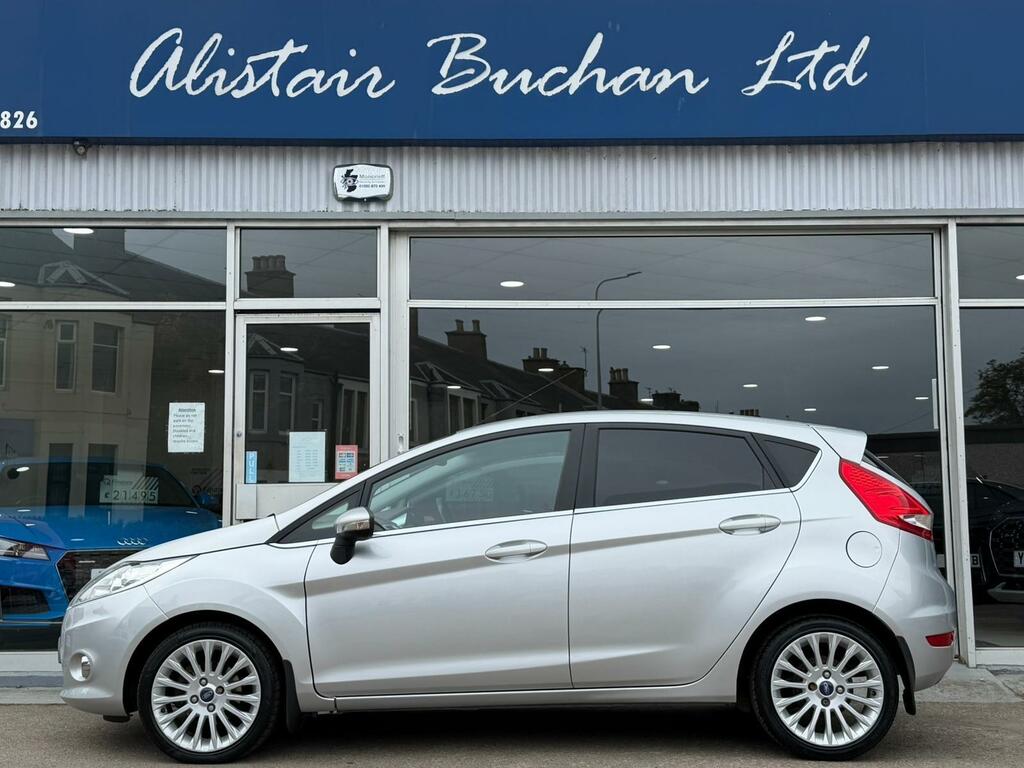 Ford Fiesta 1.4 Titanium WP11KUR Silver #2