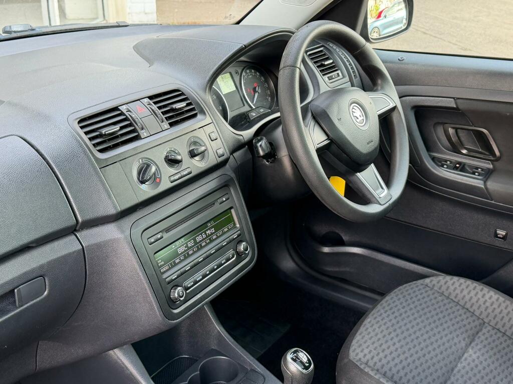 Skoda Roomster 1.2 Tsi Se Action Euro 5 Black #4