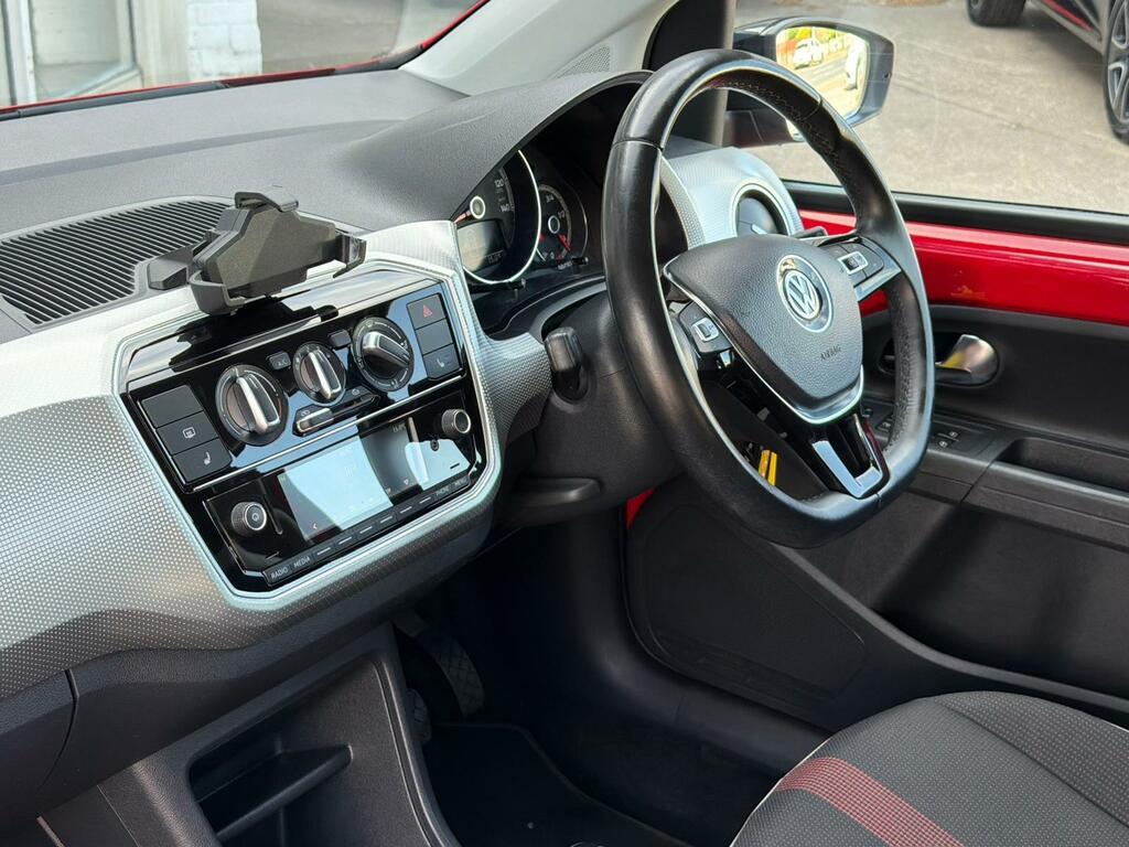 Volkswagen Up 1.0 High Up Euro 6 SP17YUA Red #4