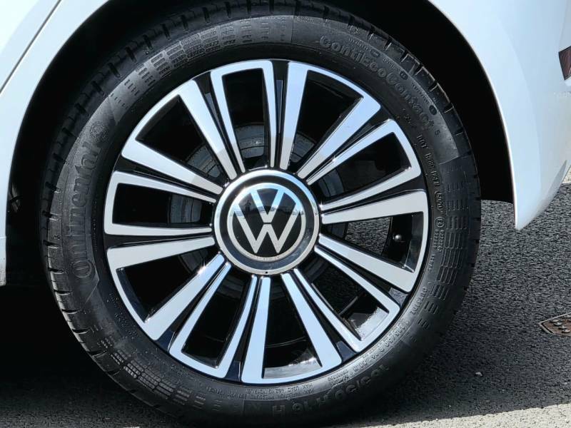Volkswagen Up 1.0 65Ps Black Edition - 2021 21 SL21OPZ White #4