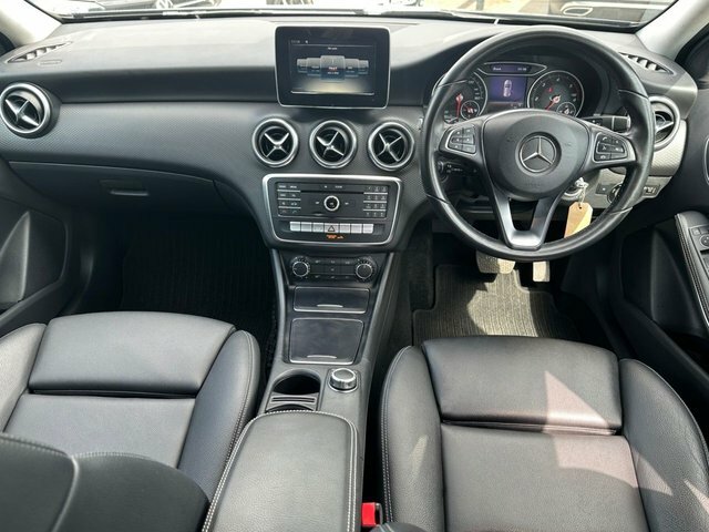 Mercedes-Benz A Class 1.5 A180d Se Hatchback 7G-dct Euro 6 S LP17TVY Blue #3