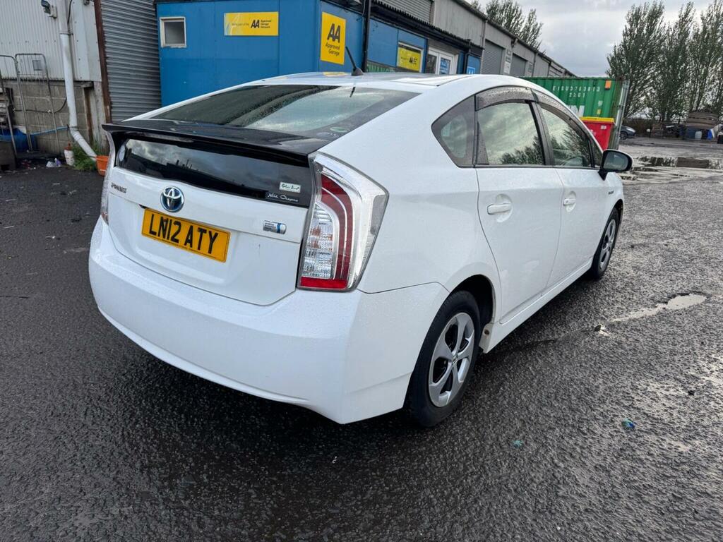 Toyota Prius Saloon 1.8 Vvt-h T Spirit Hatchback Hyb LN12ATY White #6