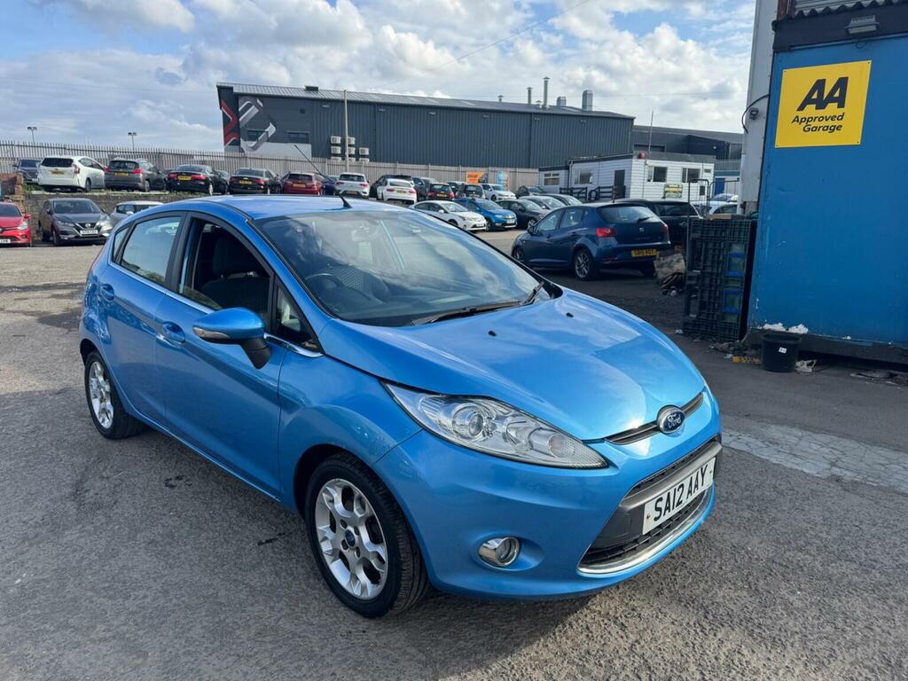 Ford Fiesta Hatchback 1.4 Zetec 201212 Blue #5