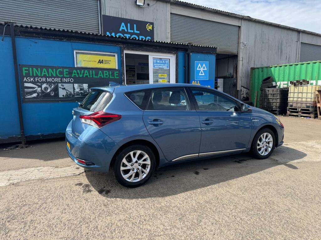 Toyota Auris Hatchback 1.8 Vvt-h Business Edition Cvt Euro 6 S SH66DWL Blue #3