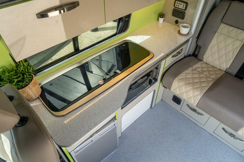 Volkswagen Campervan 2L Trendline Blue #8