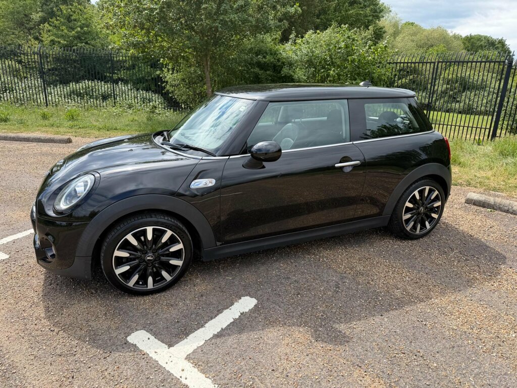Mini Hatch 2.0 Cooper S Exclusive Steptronic Euro 6 Ss WS19TEY Black #4