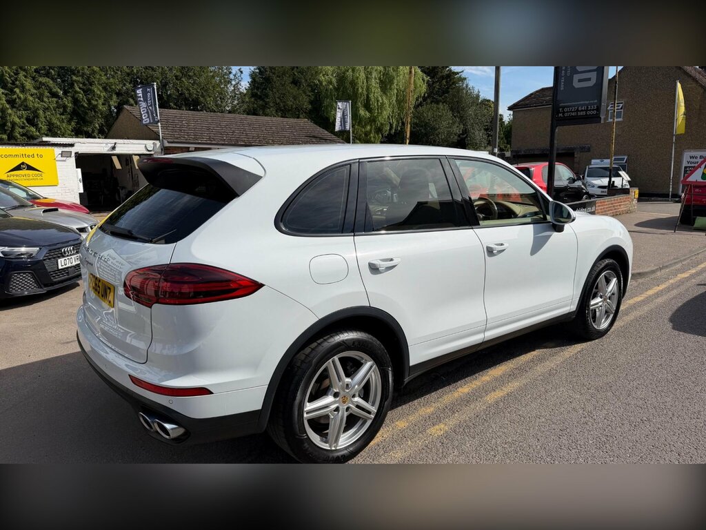 Porsche Cayenne 3.0 Td V6 Tiptronics 4Wd Euro 6 Ss White #4
