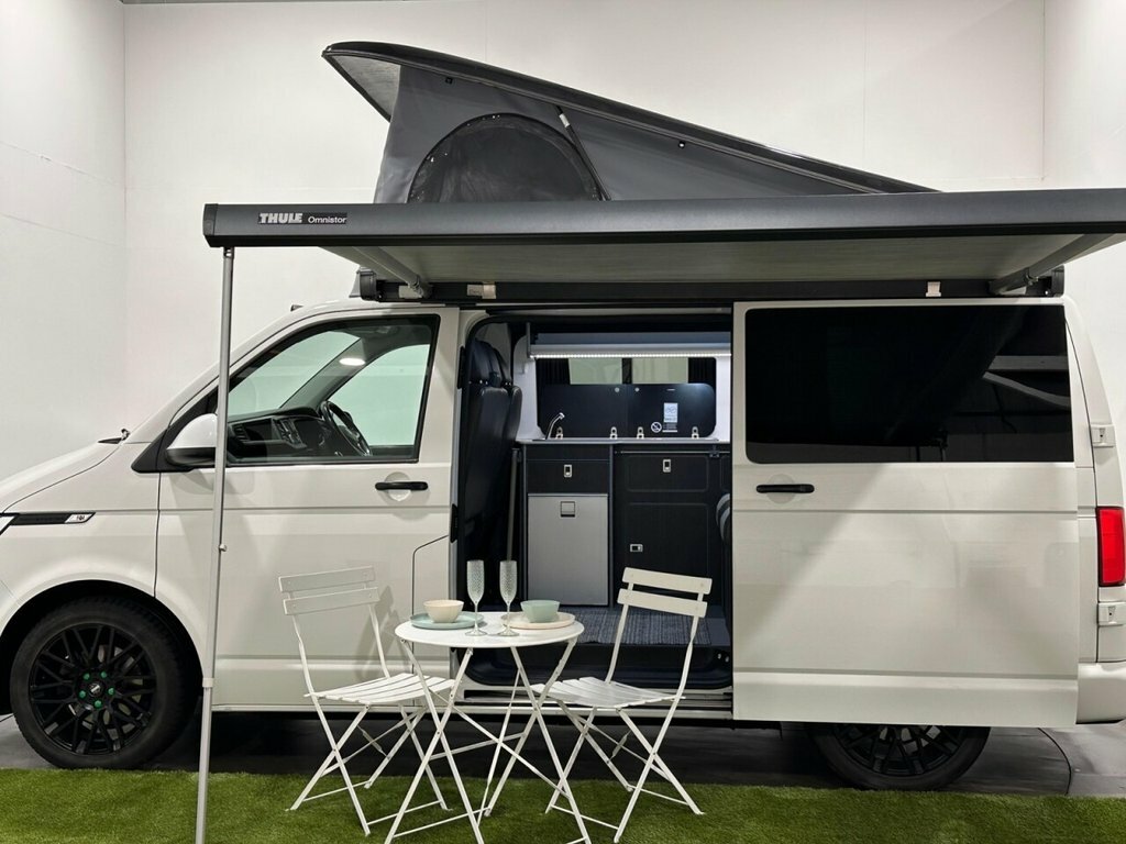 Volkswagen Transporter 2L Startline DE70GHG White #6