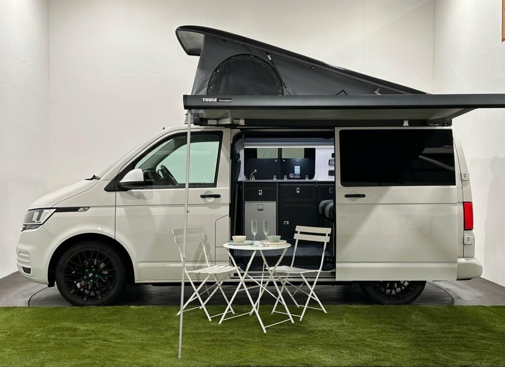 Volkswagen Transporter 2L Startline DE70GHG White #5