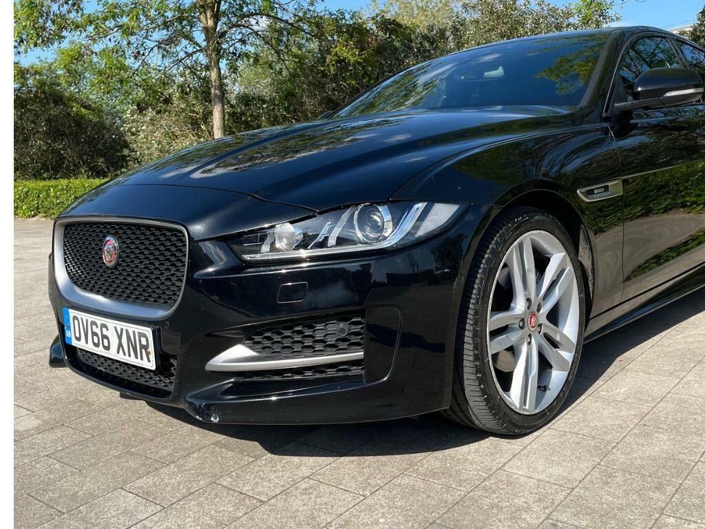 Jaguar XE 2.0D R-sport Euro 6 Ss OV66XNR Black #3
