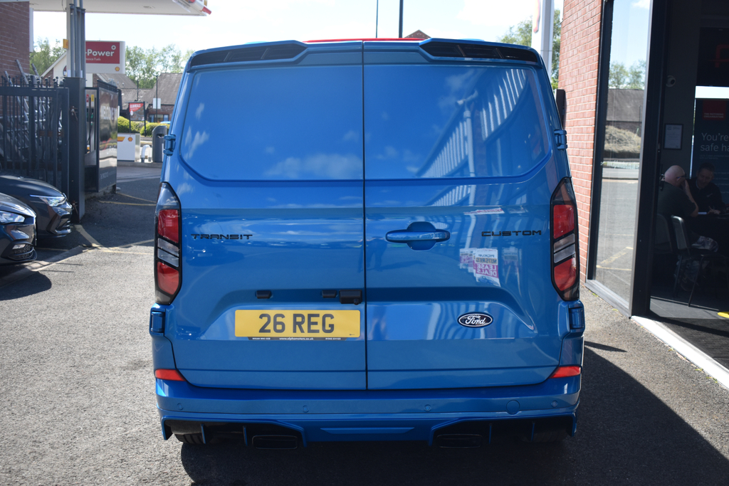 Ford Transit Custom 2.0 320 Ecoblue Limited Crew Van Double Cab Di MT26OYO #6