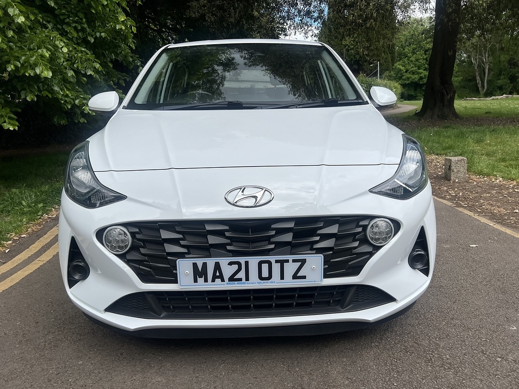 Hyundai I10 1.2 Se Connect 202121 White