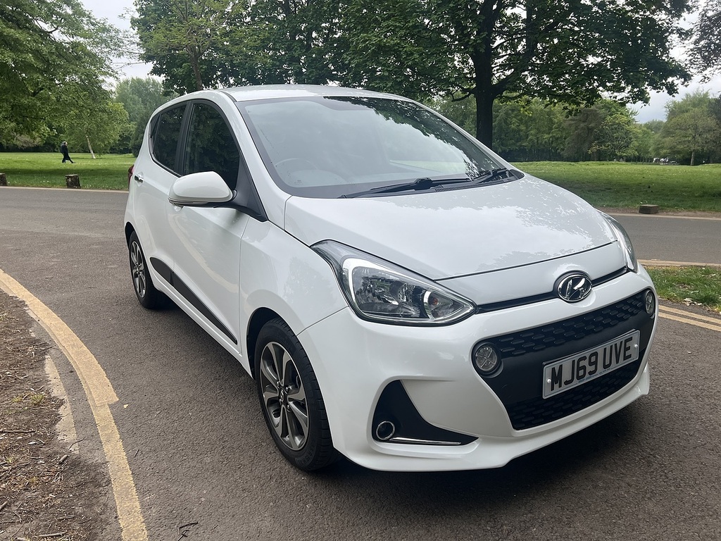 Hyundai I10 Premium Se 201969 MJ69UVE White #2