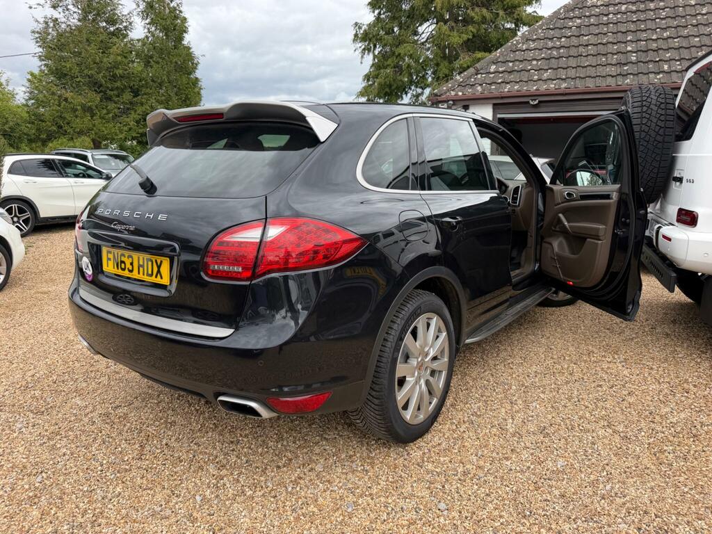 Porsche Cayenne 3.0 Td V6 Platinum Edition Tiptronics 4Wd Euro 5 FN63HDX Black #4