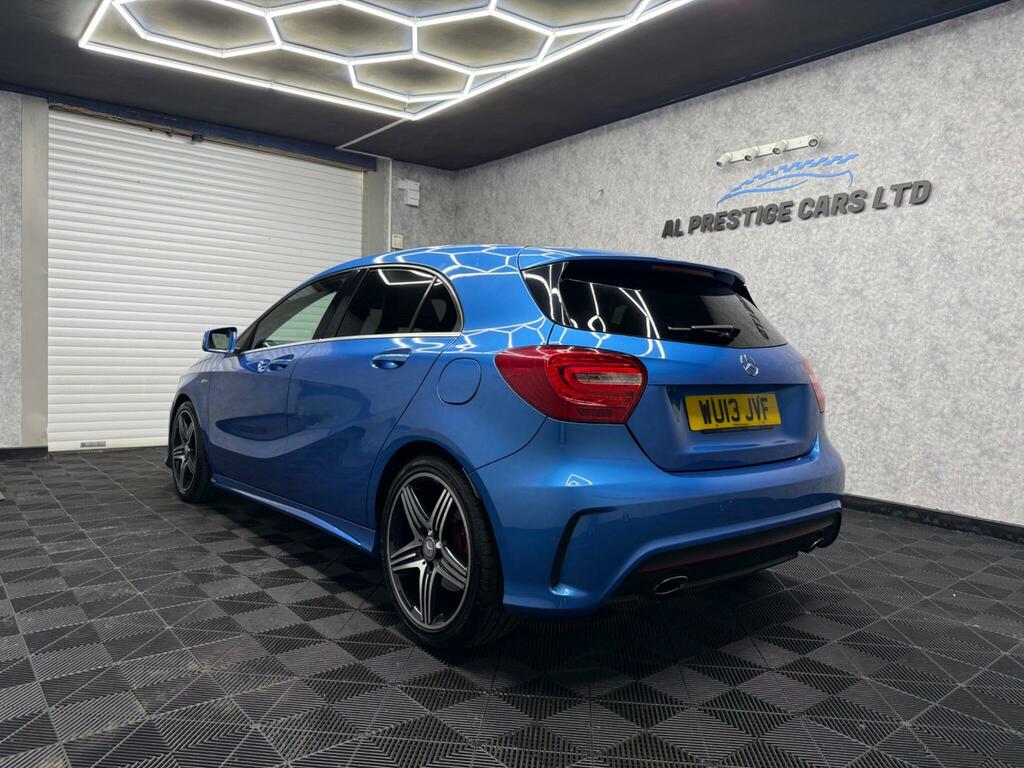 Mercedes-Benz A Class 2.0 A250 Blueefficiency Engineered By Amg 7G-dct E WU13JVF Blue #6